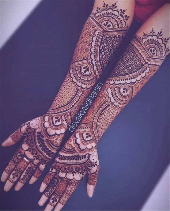 Pretty Frame Framework Using Stylish Full Hand Mehndi Design Pretty Frame Framework Using Stylish Full Hand Mehndi Design